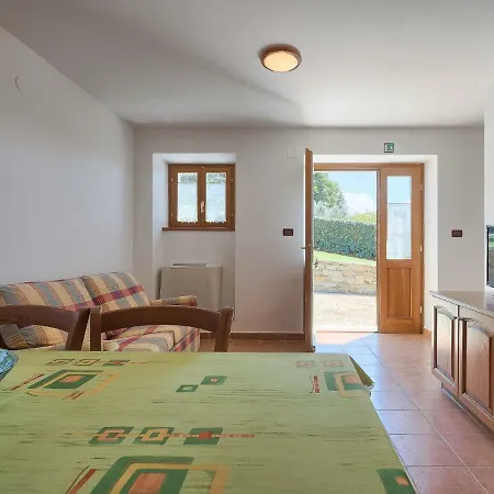 Nyaraló Holiday Plac-3