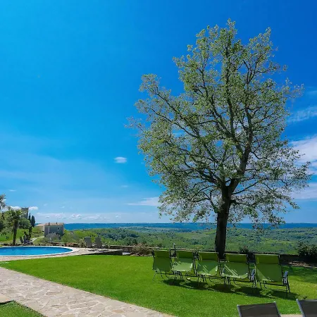 Nyaraló Holiday Plac-3